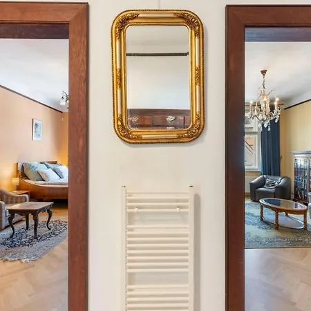 Spacious 2br 2ba In The Heart Of Апартаменты